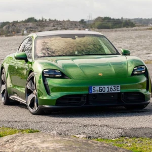 Porsche Taycan Turbo S Puzzle - Play Free Best Puzzle Online Game on JangoGames.com